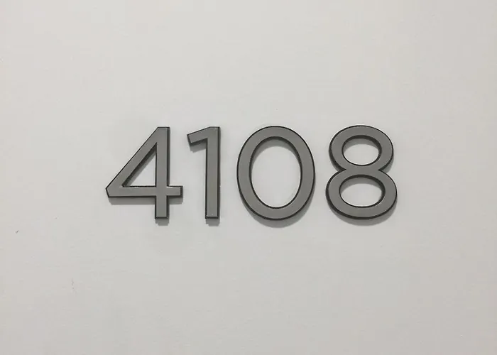 Two Maridien 41stflr -minimalist Functional Apartment