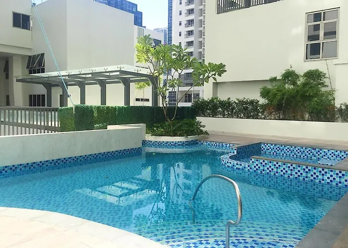 Apartment Two Maridien 41stflr -minimalist Functional *