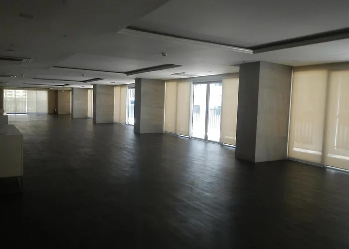 Two Maridien 41stflr -minimalist Functional Apartment Manila
