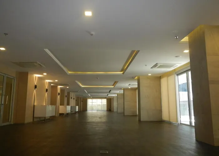 Apartment Two Maridien 41stflr -minimalist Functional Manila